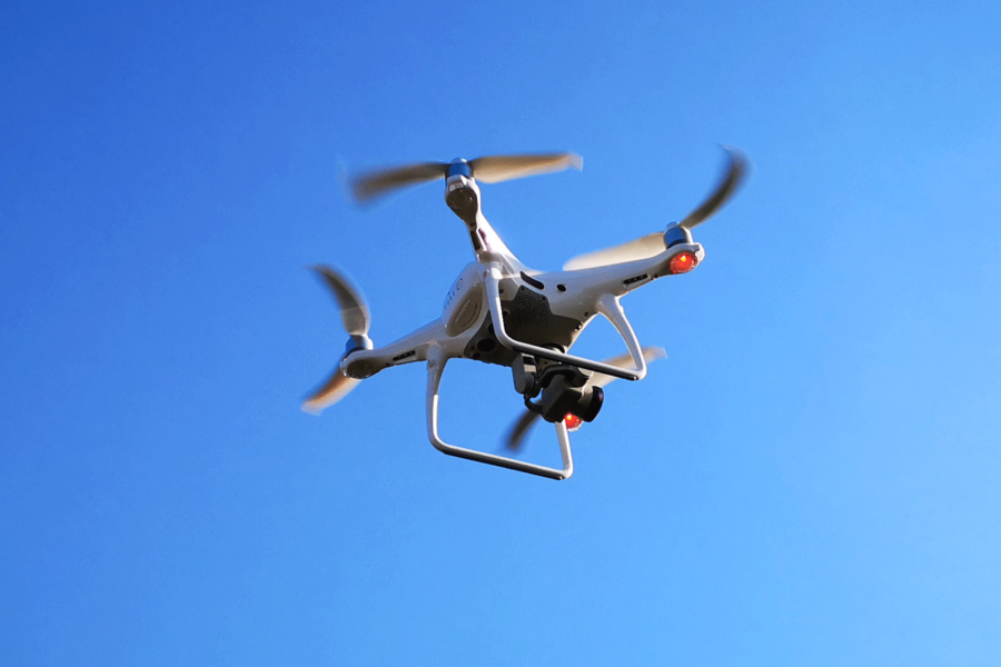 Quel drone pour débutant en loisir ? - Agence Invictus
